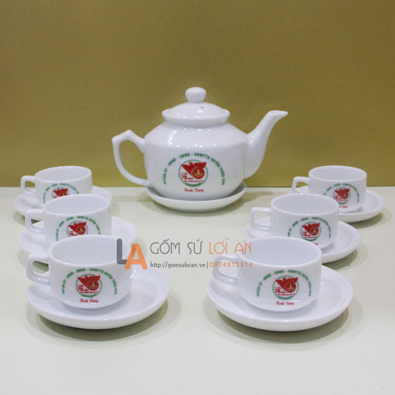Quà-tặng-ấm-chén-hongkong-ngày-277-huyện-Thiệu-Hóa-Full-bộ